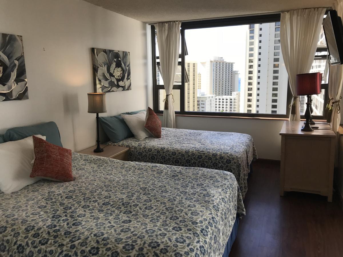 Waikiki Banyan Apartment โฮโนลูลู ภายนอก รูปภาพ