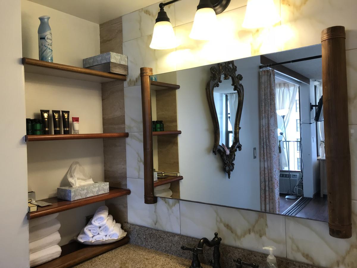 Waikiki Banyan Apartment โฮโนลูลู ภายนอก รูปภาพ