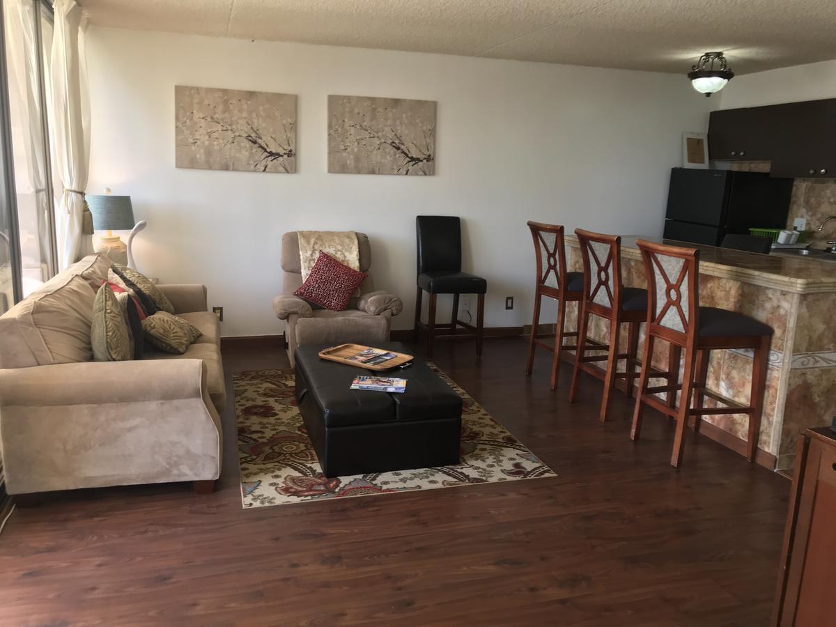 Waikiki Banyan Apartment โฮโนลูลู ภายนอก รูปภาพ
